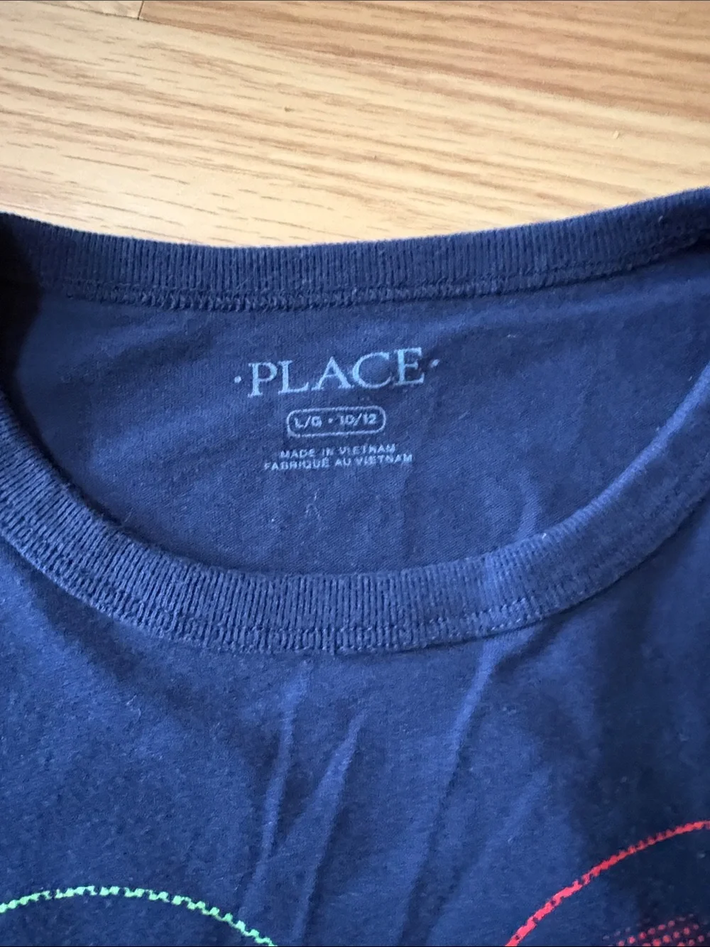 Navy Graphic Tee with Multicolor Accents Size L Casual Athlete